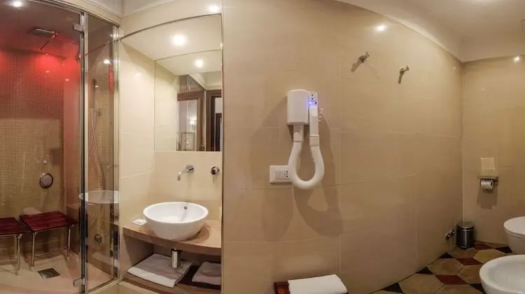 Comfort Tek Kişilik Oda, 1 Büyük (Queen) Boy Yatak