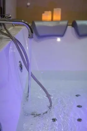 Romantic Stüdyo Süit, Sıcak Su Havuzu