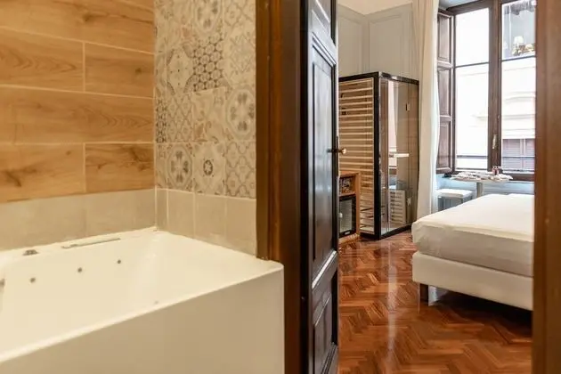 Senior Stüdyo Süit