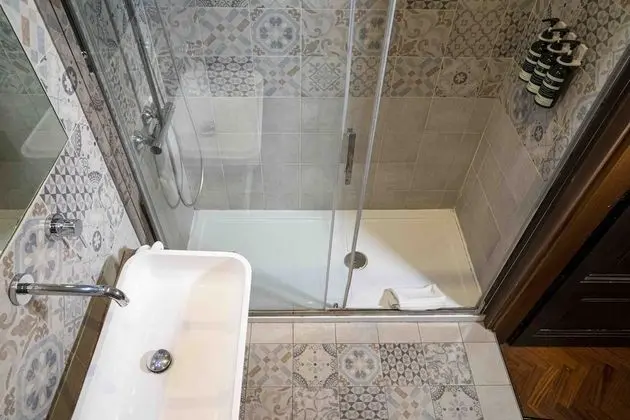 Senior Stüdyo Süit