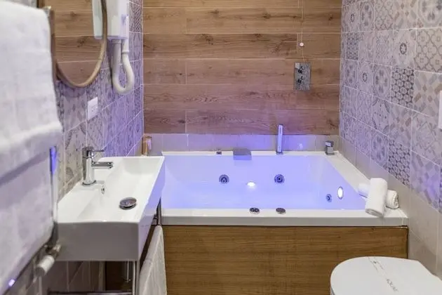 Senior Stüdyo Süit