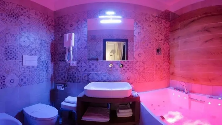 Senior Stüdyo Süit