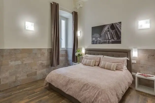 Deluxe Üç Kişilik Oda