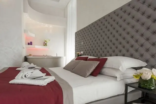 Junior Süit, 1 Çift Kişilik Yatak