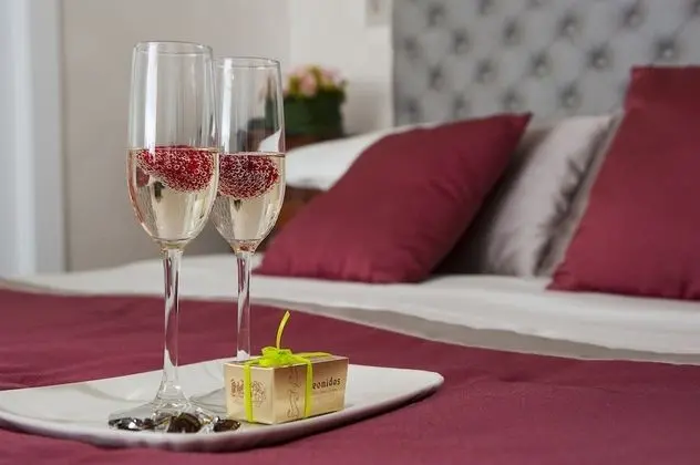 Superior Tek Büyük veya İki Ayrı Yataklı Oda