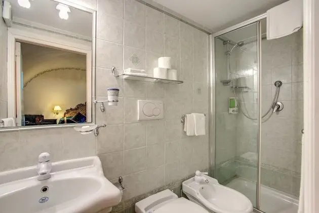 Grand Süit, Teras