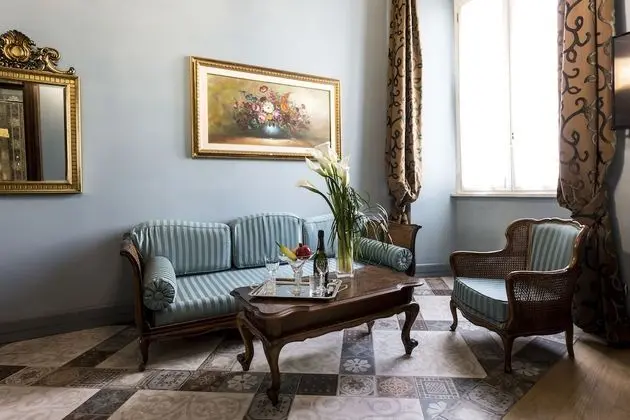 Deluxe Süit, Sigara İçilmez (Suite della Scimmia)