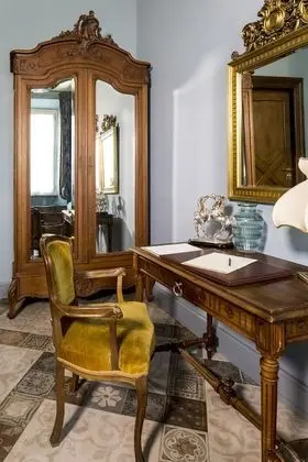 Deluxe Süit, Sigara İçilmez (Suite della Scimmia)