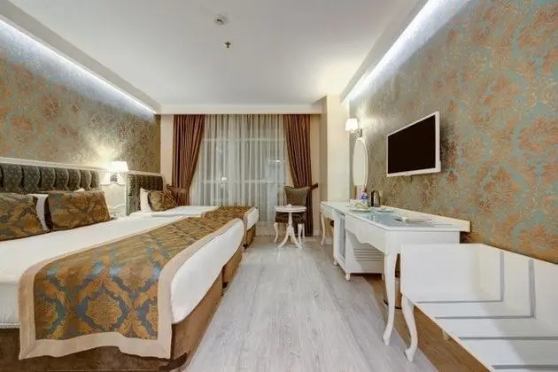 Deluxe Oda Kara Manzaralı