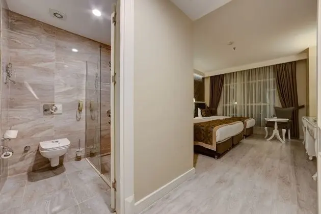 Deluxe Tek Büyük Yataklı Oda, Deniz Manzaralı