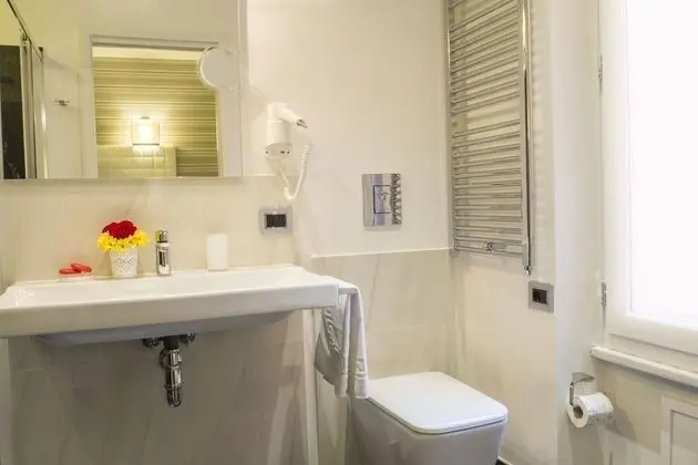 Classic Tek Büyük veya İki Ayrı Yataklı Oda