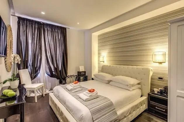 Superior Tek Büyük Yataklı Oda