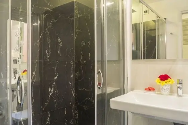 Superior Tek Büyük Yataklı Oda