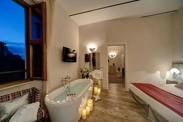 Deluxe Üç Kişilik Oda