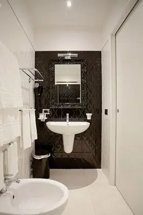 Classic Tek Büyük veya İki Ayrı Yataklı Oda