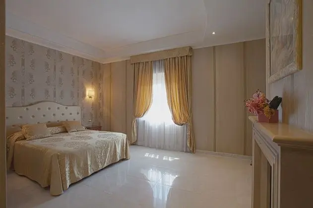 Superior Tek Büyük veya İki Ayrı Yataklı Oda