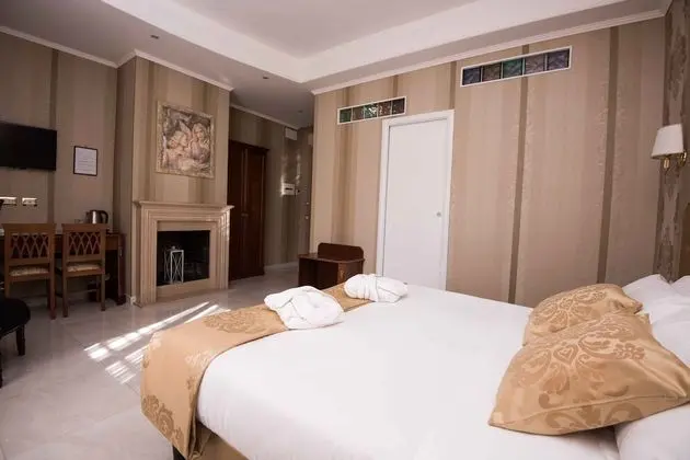 Superior Tek Büyük veya İki Ayrı Yataklı Oda