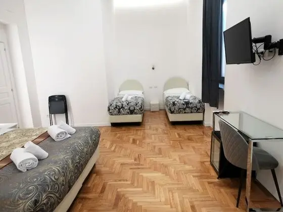 Deluxe Dört Kişilik Oda