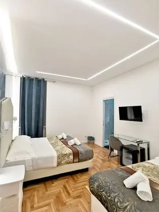 Luxury Oda