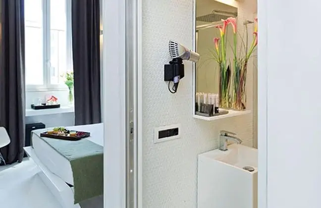 Standard Oda, Şehir Manzaralı (Piazza Navona)