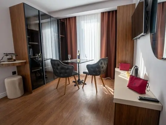 Premium Suite Oda