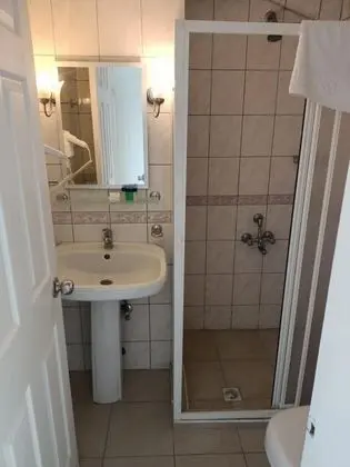 Superior Aile Odası, Bahçe Manzaralı, Balkonlu