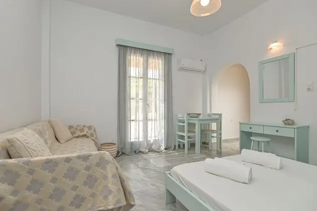 Basic Stüdyo, Sigara İçilmez, Bahçe Manzaralı