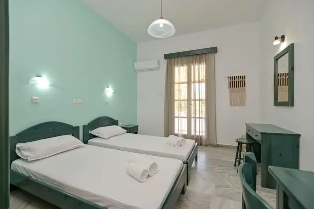Basic Tek Büyük veya İki Ayrı Yataklı Oda, 2 Tek Kişilik Yatak, Sigara İçilmez, Bahçe Manzaralı