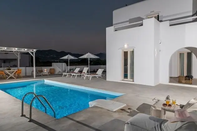Grand Villa, 5 Yatak Odası, Kişiye Özel Havuzlu, Deniz Manzaralı (4 Villas Complex)
