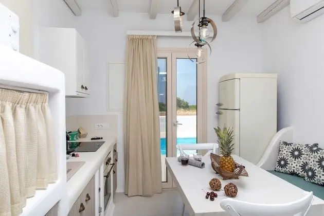 Grand Villa, 5 Yatak Odası, Kişiye Özel Havuzlu, Deniz Manzaralı (4 Villas Complex)
