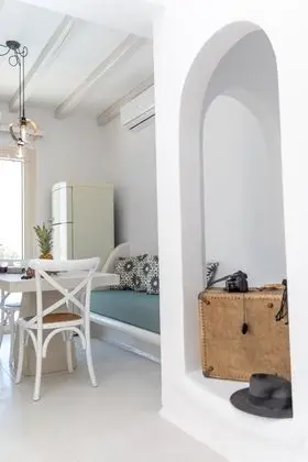 Villa, Kişiye Özel Havuzlu (Naxian Lounge Villa I)