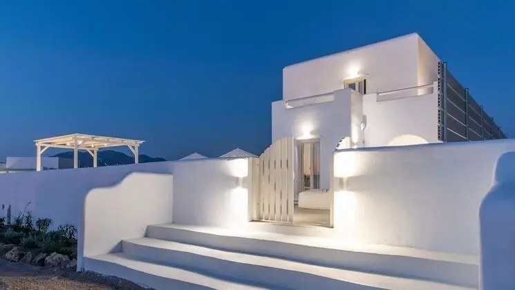 Villa, Kişiye Özel Havuzlu (Naxian Lounge Villa I)