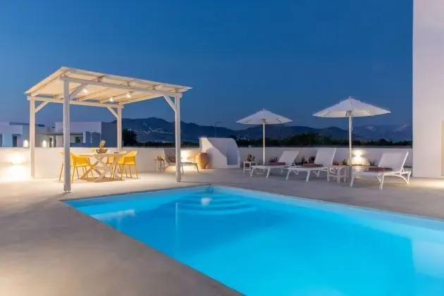 Villa, Kişiye Özel Havuzlu (Naxian Lounge Villa I)