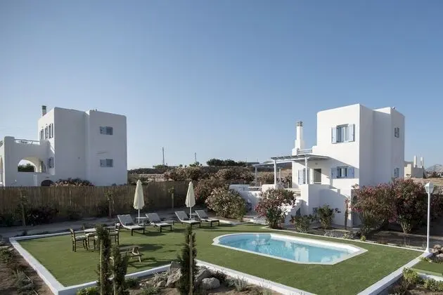 Villa (Iraklia)
