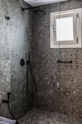Deluxe Stüdyo Süit
