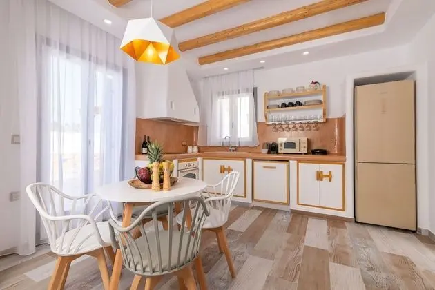 Deluxe Ev, 2 Yatak Odası, Kişiye Özel Havuzlu, Deniz Manzaralı (Coral Villa)
