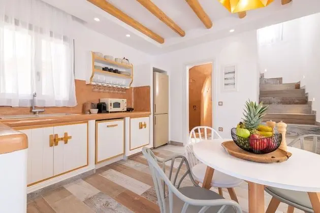 Deluxe Ev, 2 Yatak Odası, Kişiye Özel Havuzlu, Deniz Manzaralı (Coral Villa)