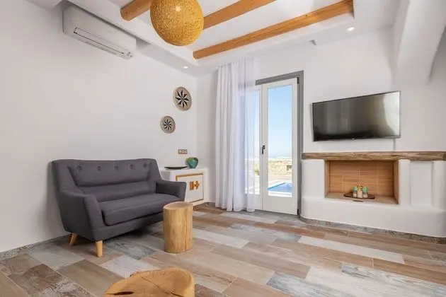 Deluxe Ev, 2 Yatak Odası, Kişiye Özel Havuzlu, Deniz Manzaralı (Coral Villa)