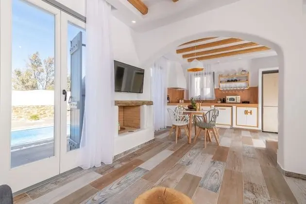 Deluxe Ev, 2 Yatak Odası, Kişiye Özel Havuzlu, Deniz Manzaralı (Coral Villa)