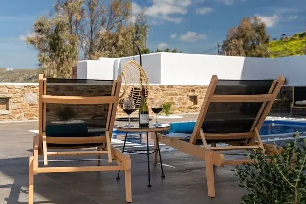 Deluxe Ev, 2 Yatak Odası, Kişiye Özel Havuzlu, Deniz Manzaralı (Coral Villa)