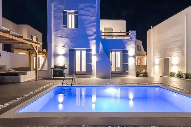 Deluxe Ev, 2 Yatak Odası, Kişiye Özel Havuzlu, Deniz Manzaralı (Coral Villa)