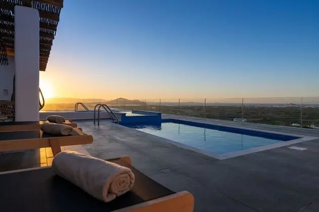 Deluxe Ev, 2 Yatak Odası, Kişiye Özel Havuzlu, Deniz Manzaralı (Sand Villa)