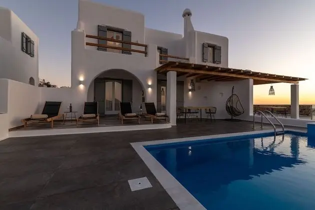 Deluxe Ev, 2 Yatak Odası, Kişiye Özel Havuzlu, Deniz Manzaralı (Sand Villa)