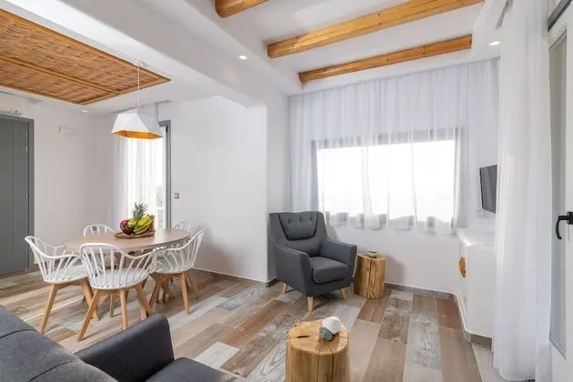 Deluxe Ev, 2 Yatak Odası, Kişiye Özel Havuzlu, Deniz Manzaralı (Turquoise Villa)