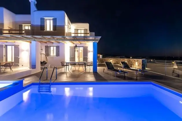 Deluxe Ev, 2 Yatak Odası, Kişiye Özel Havuzlu, Deniz Manzaralı (Turquoise Villa)