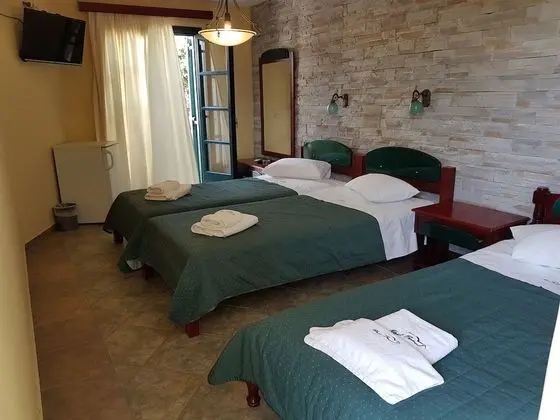Üç Kişilik Oda