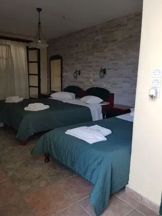 Üç Kişilik Oda