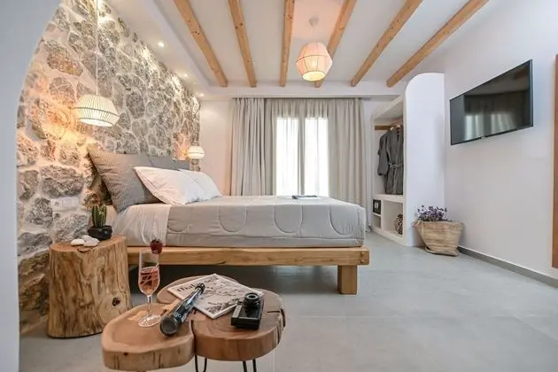 Junior Suite with Outdoor Hot Tub