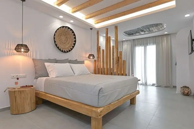 Junior Suite with Outdoor Hot Tub