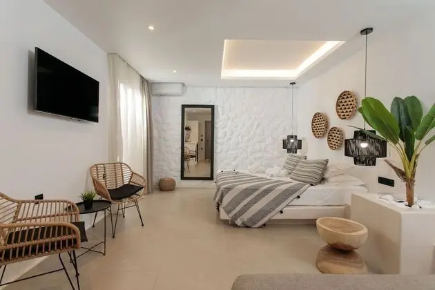 Deluxe Üç Kişilik Oda